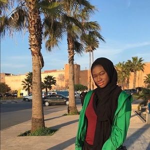 Meet your Posher, Najah